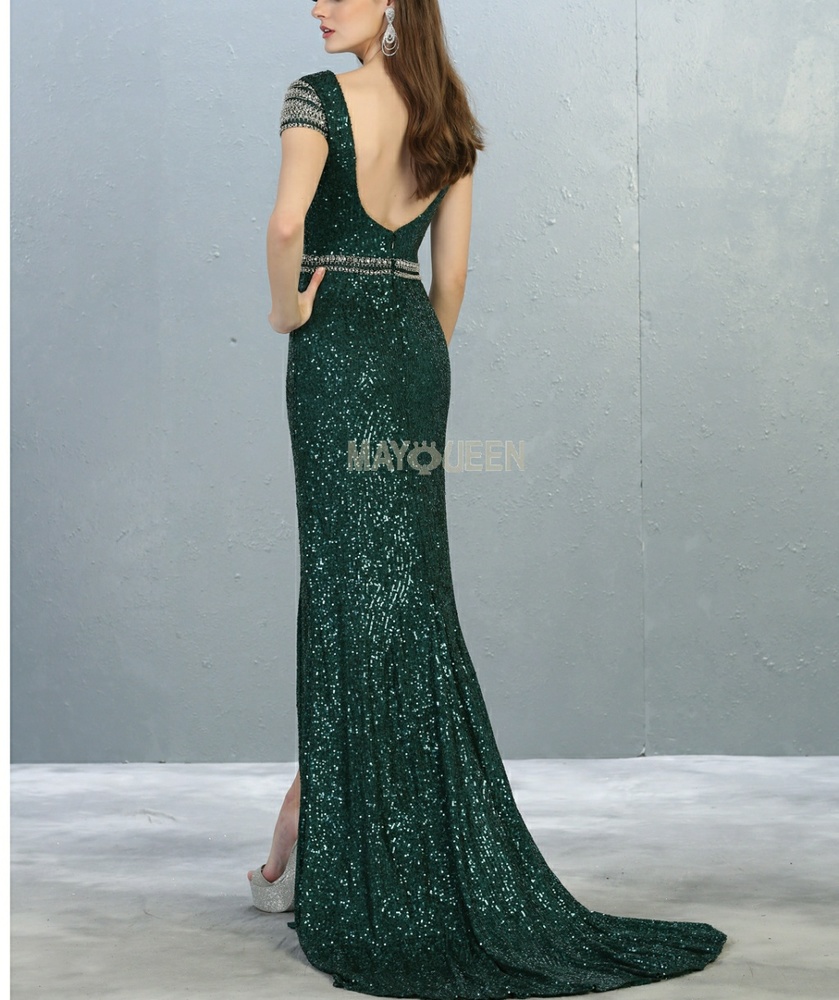 Sequined and beaded formal gown - Picture 3 of 8